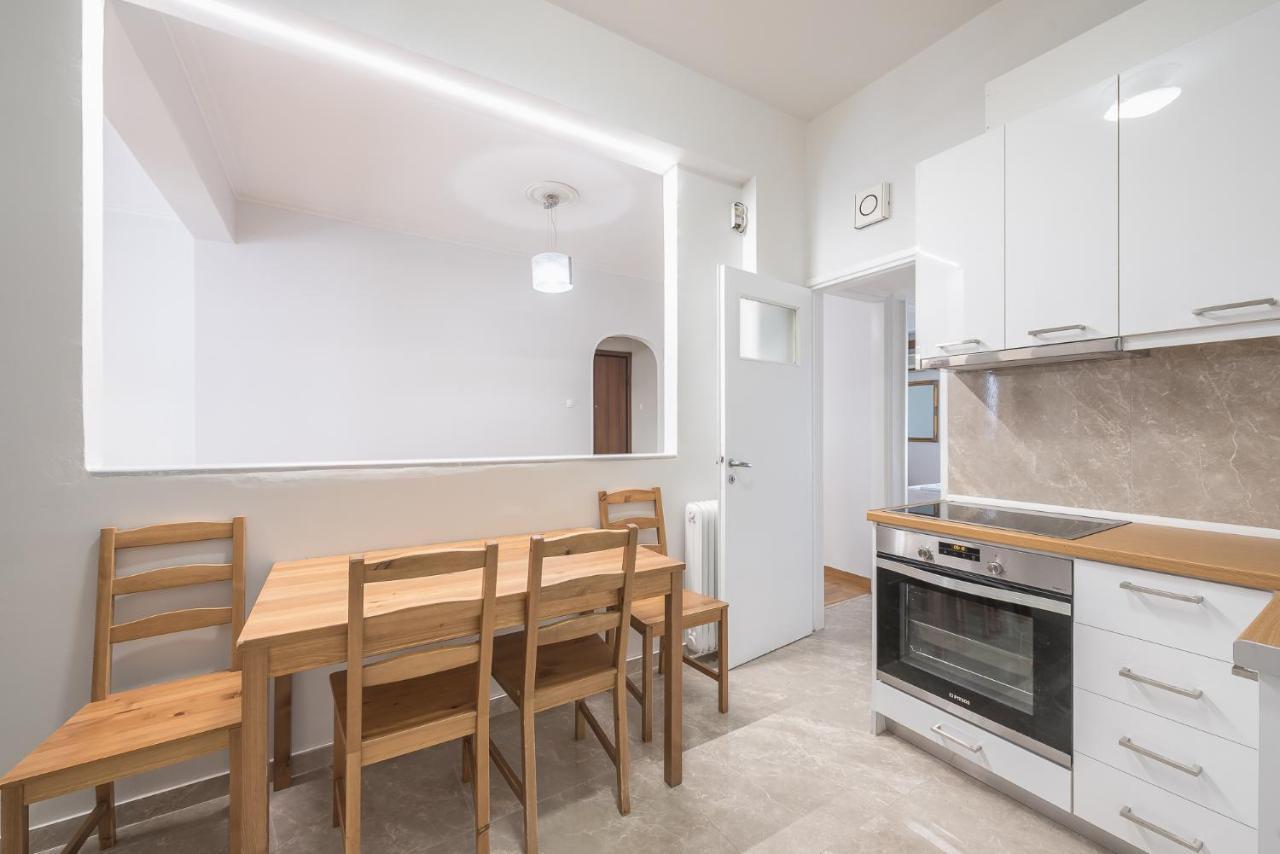 Victoria Best Apartments Афіни Екстер'єр фото